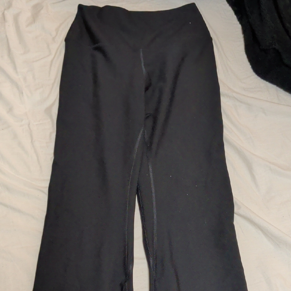 Abercrombie YPB Black Curve Love Flare Leggings Size M